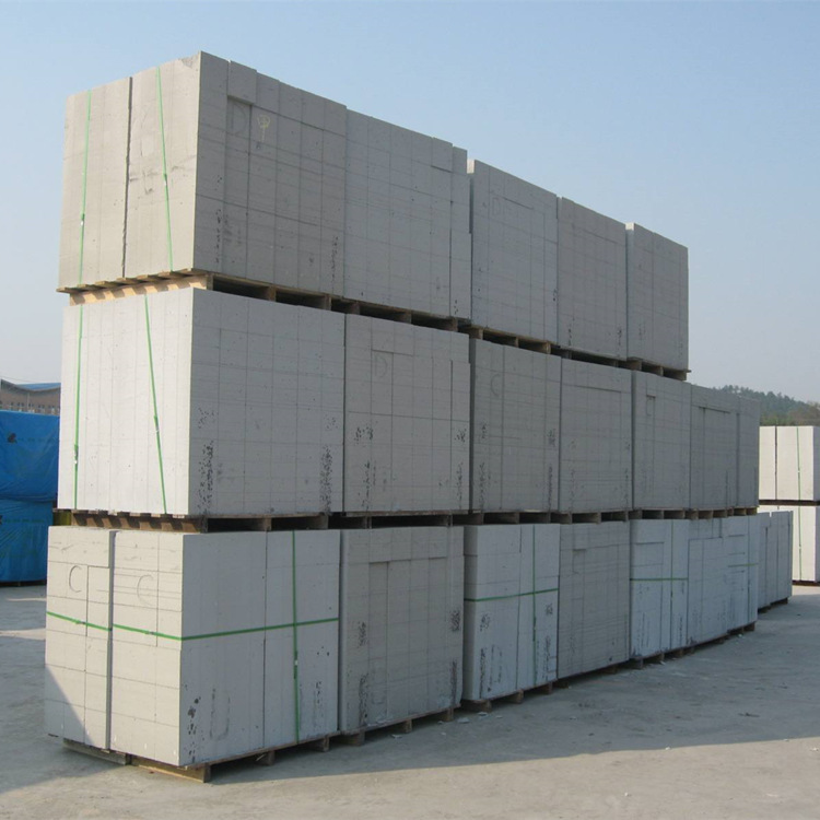 石龙宁波台州金华厂家：加气砼砌块墙与粘土砖墙造价比照分析
